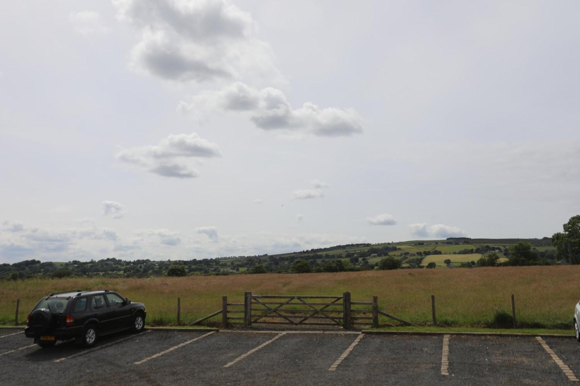 The Craven Heifer Inn Kelbrook Room photo