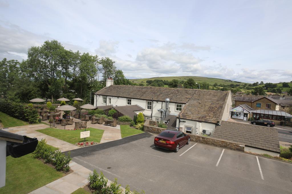 The Craven Heifer Inn Kelbrook Exterior photo